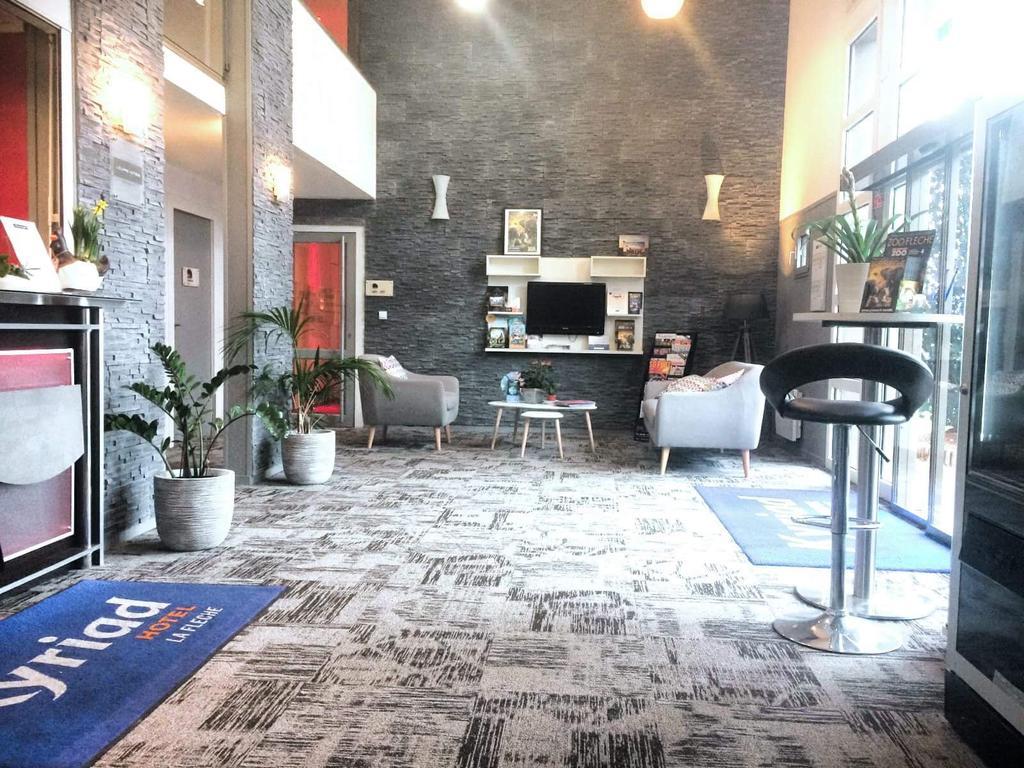 Kyriad Hotel La Flèche Εξωτερικό φωτογραφία