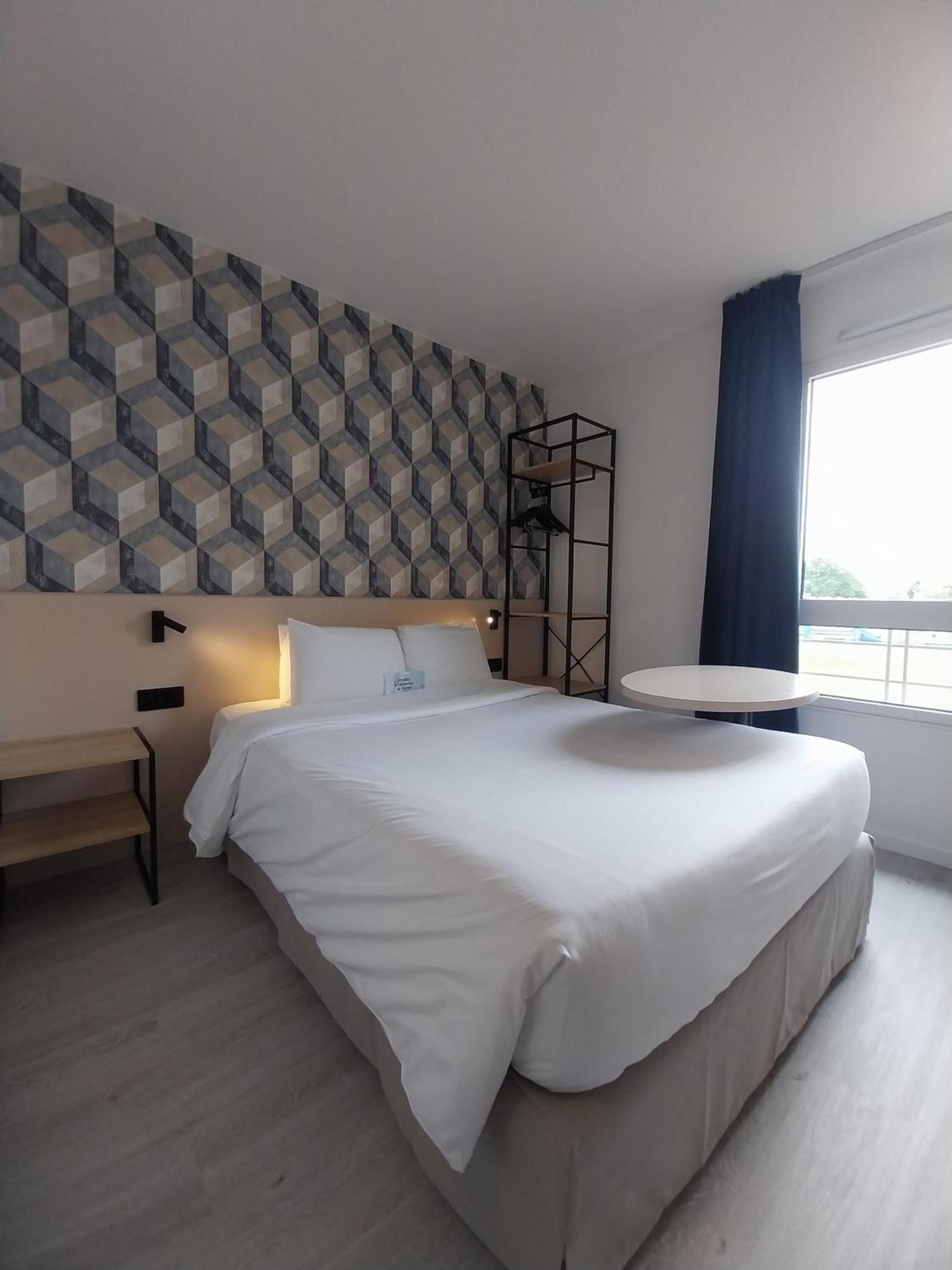 Kyriad Hotel La Flèche Εξωτερικό φωτογραφία